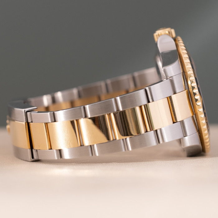 Rolex GMT-Master II Ref. 116713LN