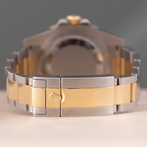 Rolex GMT-Master II Ref. 116713LN