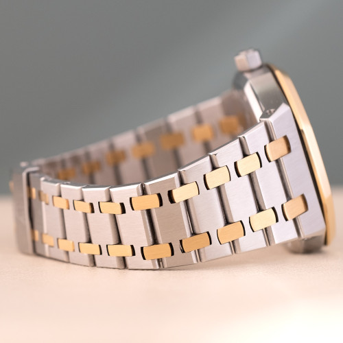 Audemars Piguet Royal Oak Day-Date Ref. 25594SA