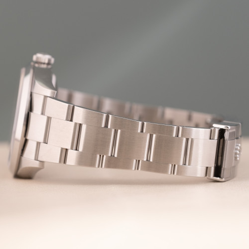 Rolex Explorer Ref. 124270