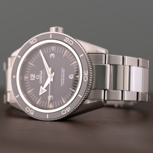 Omega Seamaster 300 Ref. 233.30.41.21.01.001 2