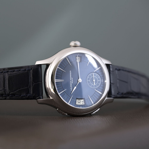 Laurent Ferrier Galet Traveller Ref. 230.02