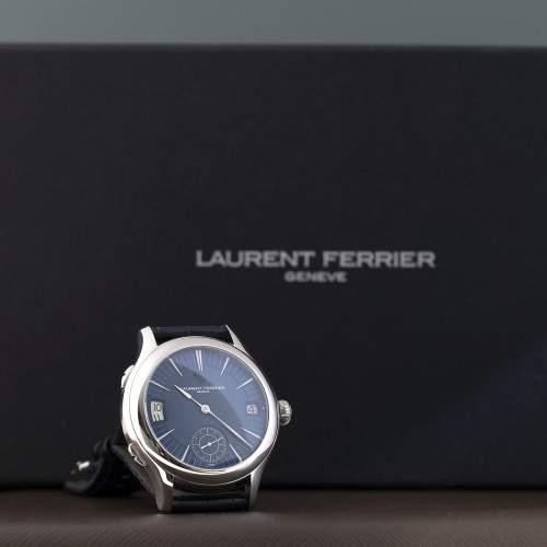Laurent Ferrier Galet Traveller Ref. 230.02