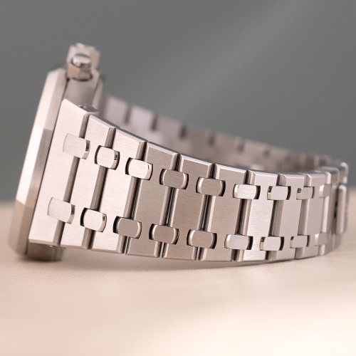 Audemars Piguet Royal Oak Chronograph Ref. 25860ST