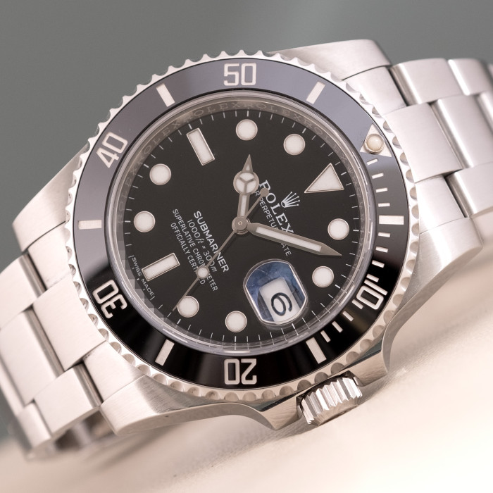 Submariner Date Ref. 116610LN