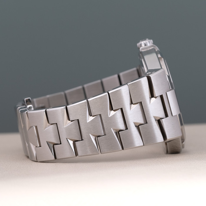 Vacheron Constantin Overseas Ref. 47040