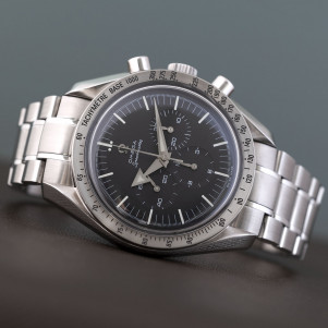 Omega Speedmaster Broad Arrow Ref. 35945000