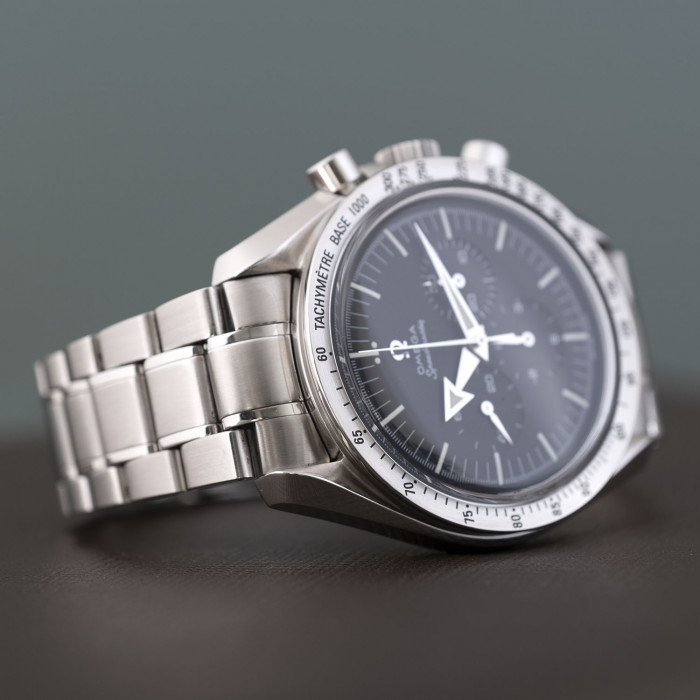Omega Speedmaster Broad Arrow Ref. 35945000